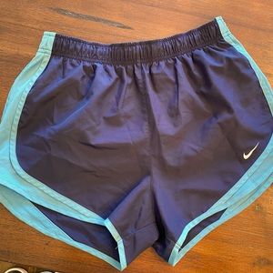 Woman’s Nike Dri-fit running shorts, Med